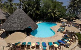 דיאני ביץ' Pinewood Beach Resort And Spa Exterior photo