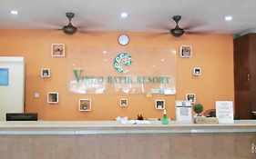 לומוט Virgo Batik Resort Exterior photo