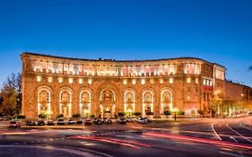 Armenia Marriott Hotel יירבאן Exterior photo