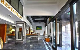 טטובו Hotel Lirak Interior photo