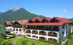 הרוואלד Hotel Alpen Residence Exterior photo