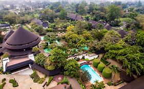 ניירובי Safari Park Hotel Exterior photo