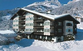 ויגו די פאסה Alpen Hotel Corona Exterior photo