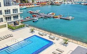 אורנג'סטאד Luxury Condo With Infinity Pool & Ocean View Exterior photo