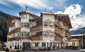 מלון טוקס Alpenjuwel Jager Exterior photo