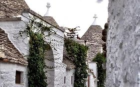 אלברובלו Trulli E Puglia Resort Exterior photo