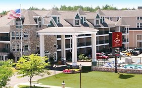 מקינאו סיטי Crown Choice Inn & Suites Lakeview And Waterpark Exterior photo