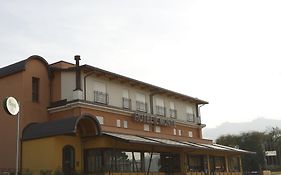 סראוואלה Hotel Il Monte Exterior photo