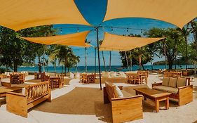 קוקו Cafe De Playa Beach Front Hotel Exterior photo