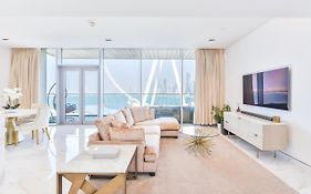 דובאי Luxury 2 Bedroom Beachfront Apt W Stunning Sea View Exterior photo