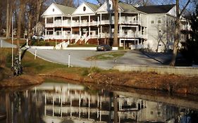 לינצ'בורג Acorn Hill Lodge And Spa Exterior photo