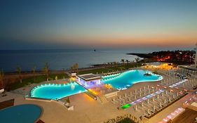Paphos King Evelthon Beach Hotel & Resort Exterior photo