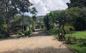 הוילה גיסני Kivu Beach Garden Exterior photo