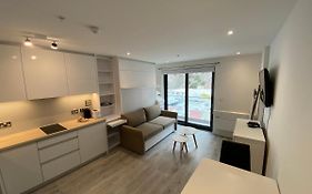 גיברלטר Modern Studio Apartment At The Hub Exterior photo