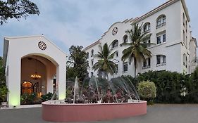 העיר בנגלור The Golden Palms Hotel & Spa Exterior photo