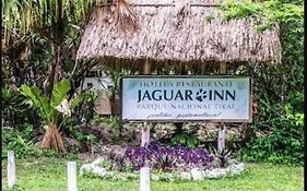 Hotel Jaguar Inn טיקאל Exterior photo