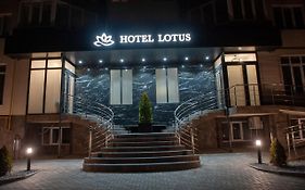 Lotus Hotel צ'יסינאו Exterior photo