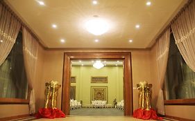 Naypyidaw Royal President Hotel Exterior photo