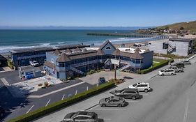 קיוקוס Shoreline Inn...On The Beach Exterior photo