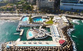 Riviera Hotel And Beach Lounge, ביירות Exterior photo