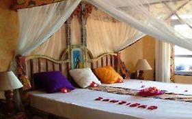 מלון אורואה Zanzibar Safari Club Exterior photo