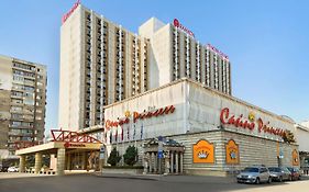 מלון Ramada By Wyndham Sofia City Center Exterior photo