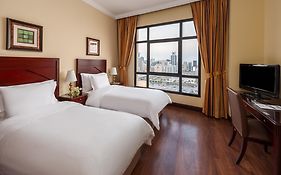 מנאמה Mercure Grand Hotel Seef - All Suites Exterior photo