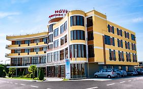 Rinas Hotel Airport Tirana Exterior photo