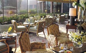 מנאמה Ritz Carlton Hotel And Spa Exterior photo
