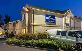 Microtel Inn & Suites By Wyndham אוברן Exterior photo