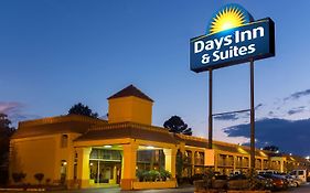 Days Inn & Suites By Wyndham ויקסבורג Exterior photo