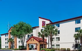 Red Roof Inn Plus + גיינסוויל Exterior photo