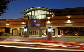 מלון Hilton Raleigh North Hills Exterior photo