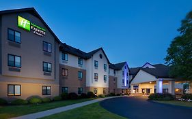 וינזדור לוקס Holiday Inn Express & Suites Bradley Airport, An Ihg Hotel Exterior photo