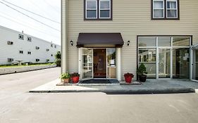 ווסט יארמאות' Econo Lodge By Choice - Cape Cod Exterior photo