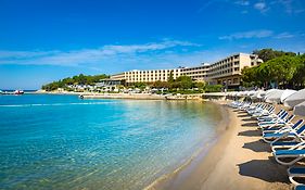 רוביני Maistra Select Island Hotel Istra Exterior photo