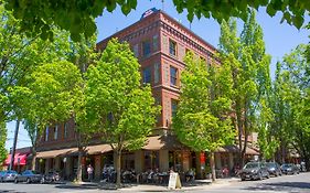 מקמינוויל Mcmenamins Hotel Oregon Exterior photo