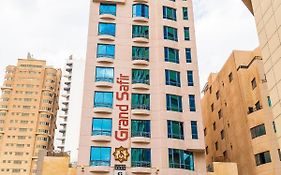 מנאמה Grand Safir Hotel Exterior photo