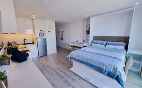 דירות Brand New Top Floor Studio - The Hub Gibraltar - Self Catering Exterior photo