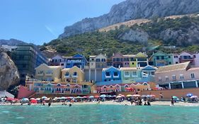 דירות גיברלטר Unique Waterfront Duplex On The Mediterranean - Caleta, Catalan Bay Exterior photo