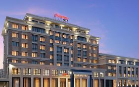 מלון Hampton By Hilton Astana Triumphal Arch Exterior photo