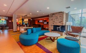 Fairfield Inn & Suites By Marriott Atlanta וודסטוק Exterior photo