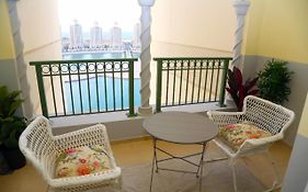 דוחה Beachfront Luxury Apartment-Pearl Island شقه مطله على الشاطئ بجزيرة اللؤلؤه Exterior photo