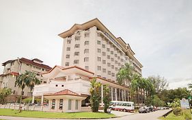 בנדר סרי בגאוואן Mulia Hotel Exterior photo
