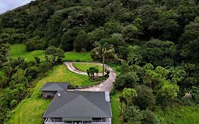 אופונוני Waiotemarama Falls Lodge Exterior photo