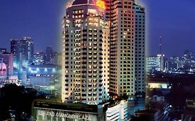 בנגקוק Grand Diamond Suites Hotel Exterior photo