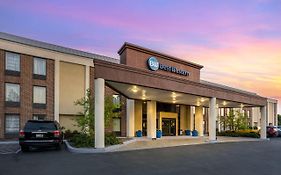 Best Western Harrisburg North Hotel Exterior photo