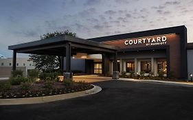 מלון Courtyard By Marriott St. Louis Downtown West Exterior photo