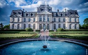 מונטבאזון Chateau D'Artigny Exterior photo