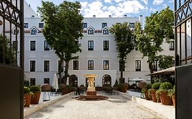 מדריד Palacio De Los Duques Gran Melia - The Leading Hotels Of The World Exterior photo